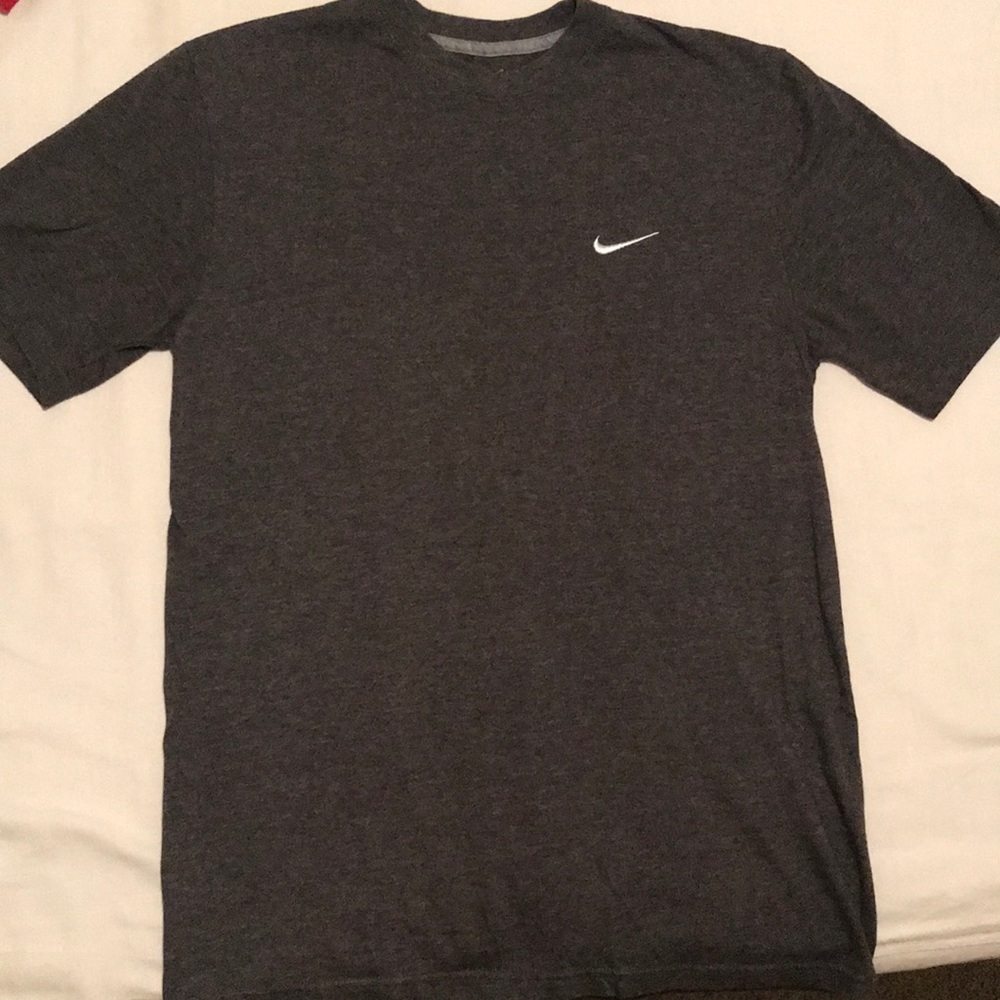 Nike charcoal t-shirt